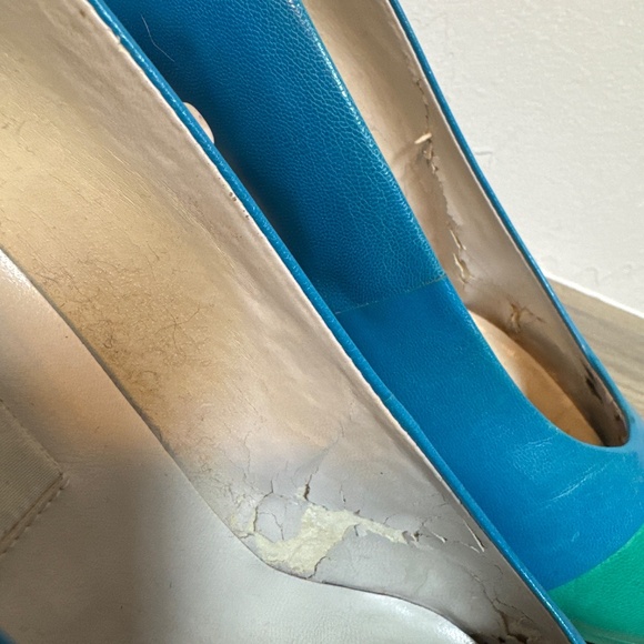 Vintage Blue& Green Nine West heels - Picture 4 of 7